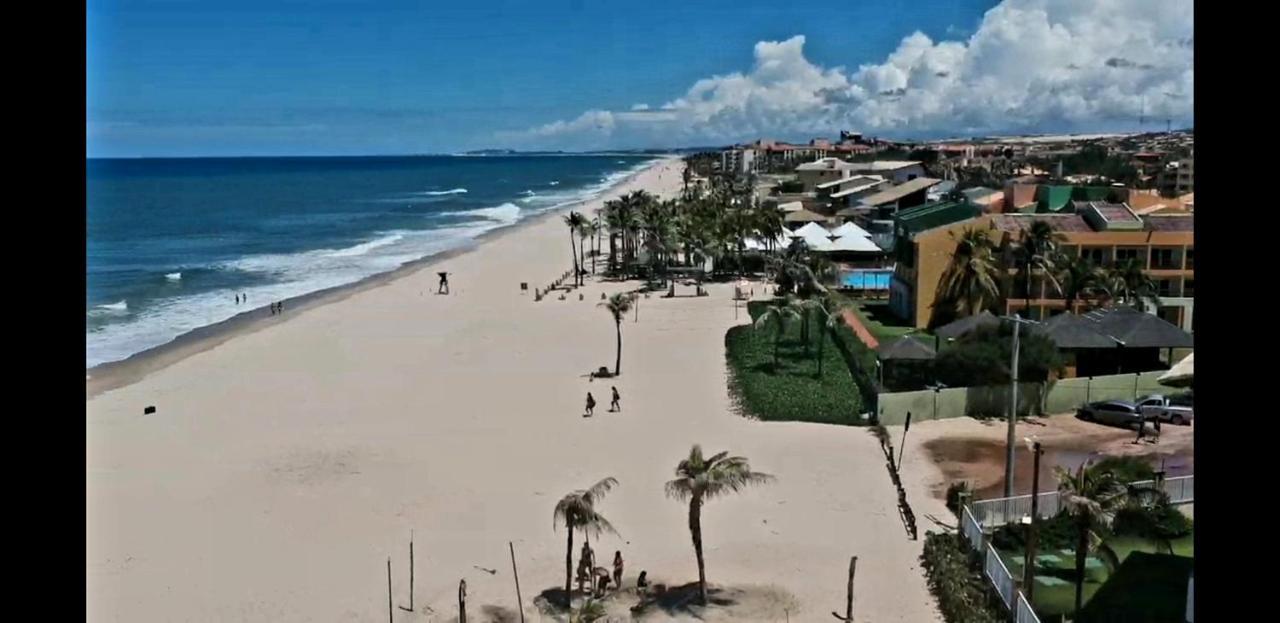 Paraiso Das Dunas - Apartamento A Beira Mar Com Jacuzzi - Proximo Ao Beach Park Акуираз Екстериор снимка